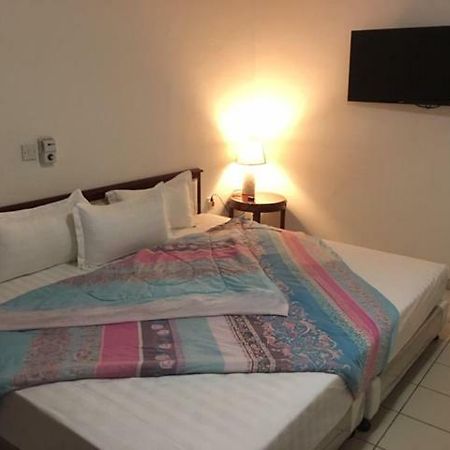 Mikaddo City Inn คูมาซี ภายนอก รูปภาพ